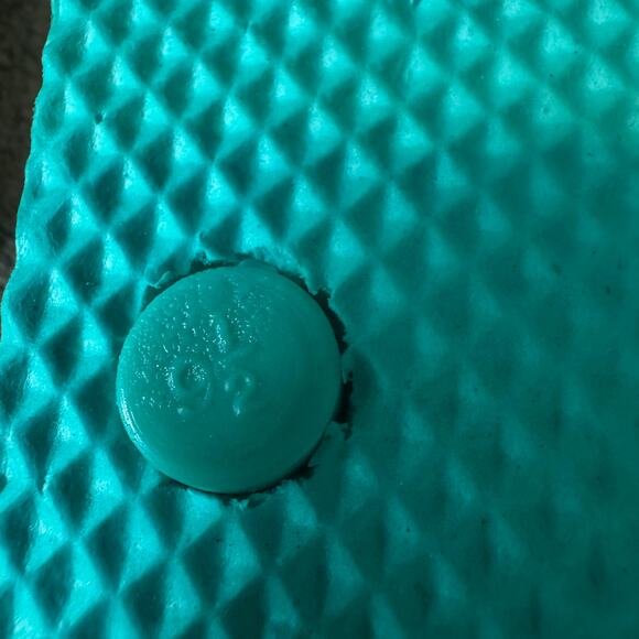 2 Pair Beach Themed Turquoise Flip Flops Flamingos Sunshine Surf Sea Beach Pool - Picture 5 of 6